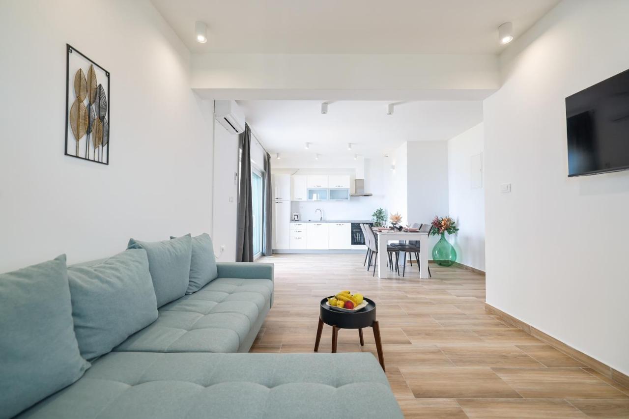 Beachfront Apartments Tic With Seaview Miletici Экстерьер фото