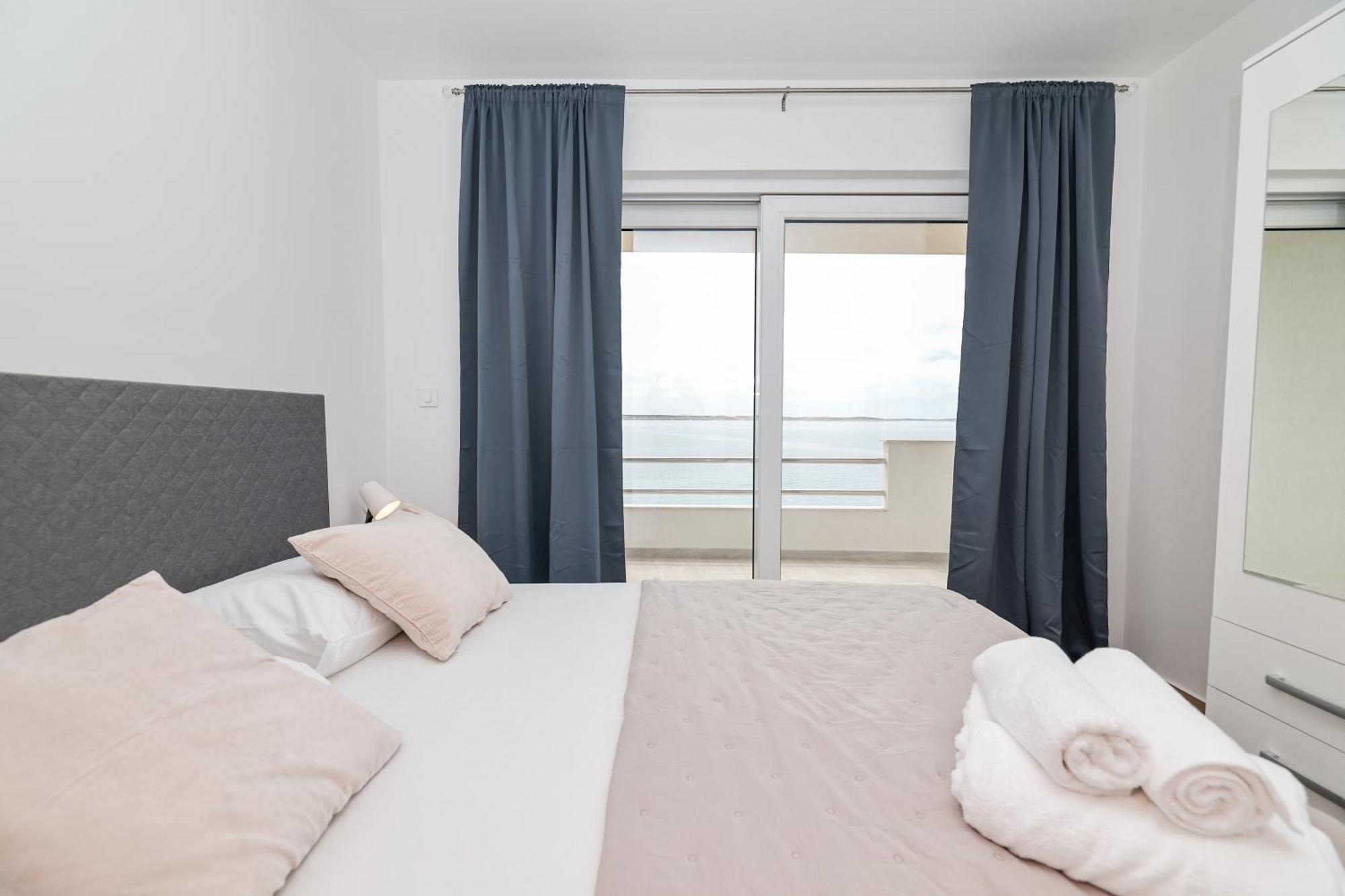 Beachfront Apartments Tic With Seaview Miletici Экстерьер фото