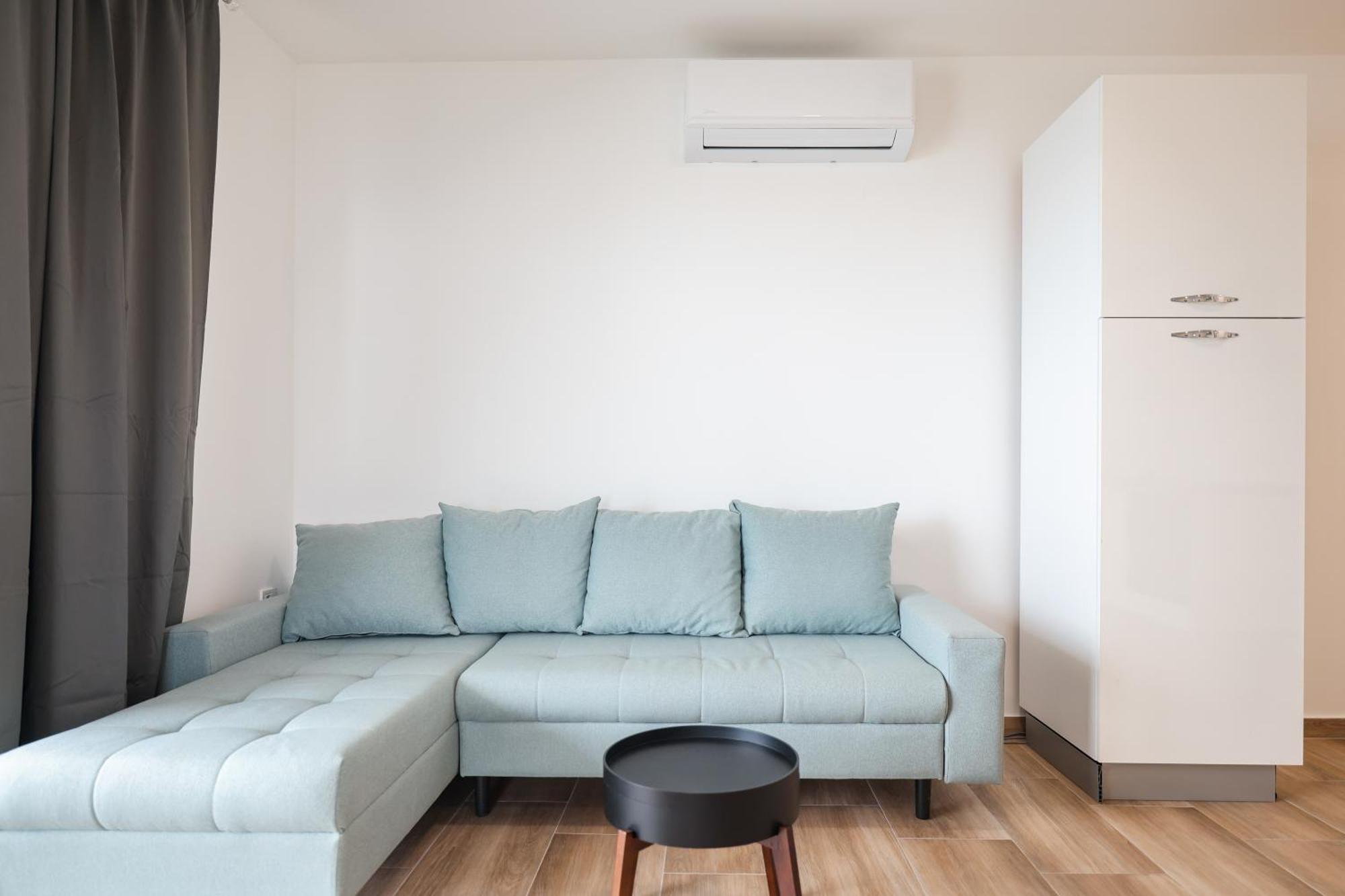 Beachfront Apartments Tic With Seaview Miletici Экстерьер фото